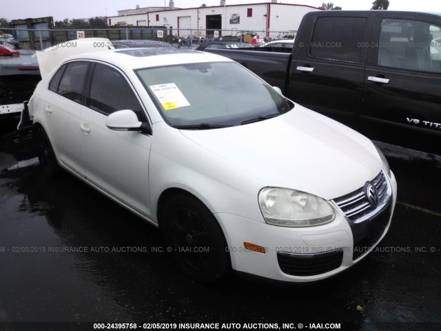 3VWRZ71K48M087557 - 2008 VOLKSWAGEN JETTA SE/SEL WHITE photo 1