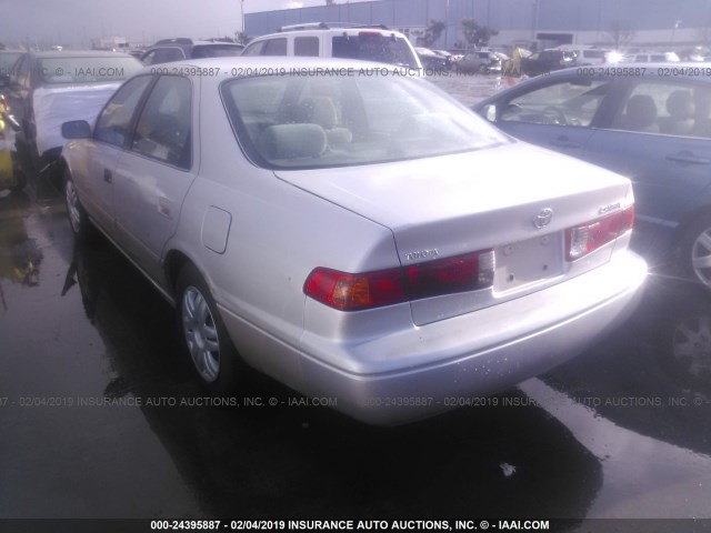 4T1BG22K21U066909 - 2001 TOYOTA CAMRY CE/LE/XLE TAN photo 3