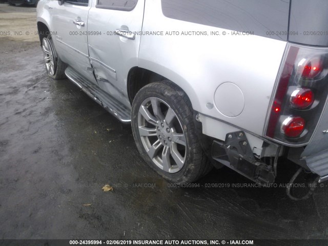 1GKS2GEJ6CR305441 - 2012 GMC YUKON DENALI HYBRID SILVER photo 6