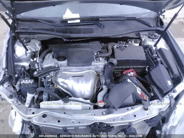 4T1BF1FK5GU214714 - 2016 TOYOTA CAMRY LE/XLE/SE/XSE SILVER photo 10