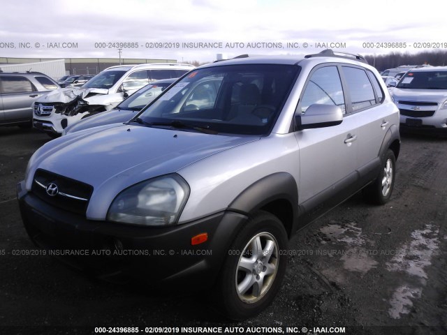 KM8JN72D55U103151 - 2005 HYUNDAI TUCSON GLS/LX SILVER photo 2