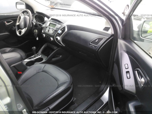 KM8JUCAC9DU737842 - 2013 HYUNDAI TUCSON GLS/LIMITED 灰色 照片 5