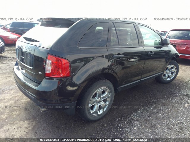 2FMDK4GC8BBA39631 - 2011 FORD EDGE SE BLACK photo 4