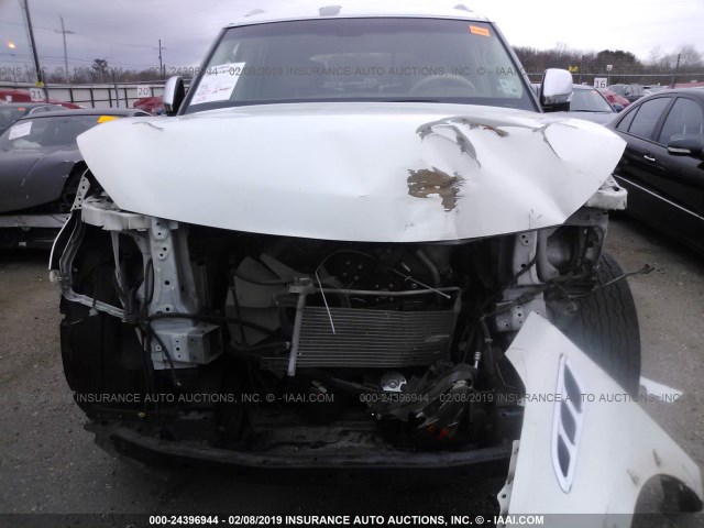 JN8AZ2NE0C9015886 - 2012 INFINITI QX56 WHITE photo 6