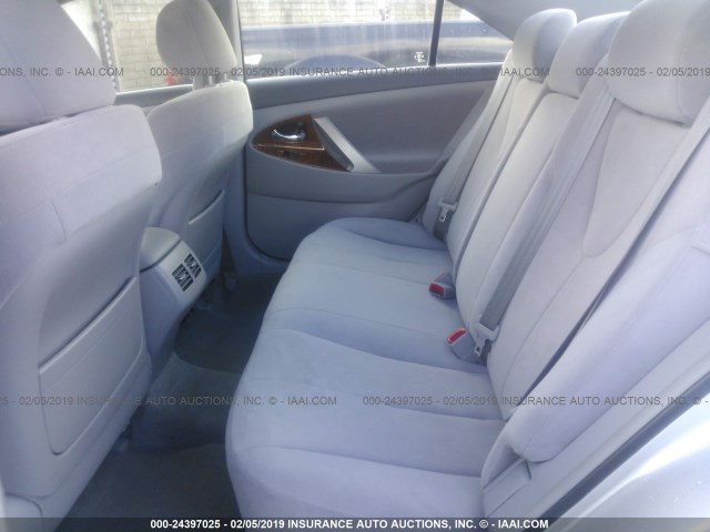 JTNBE46K683142112 - 2008 TOYOTA CAMRY CE/LE/XLE/SE SILVER photo 8