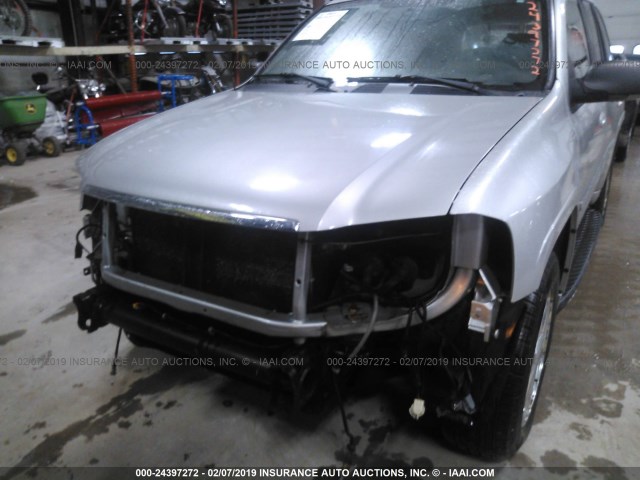 1GKDT13S072266679 - 2007 GMC ENVOY SILVER photo 6