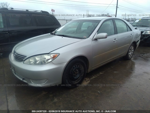 4T1BE32K36U140003 - 2006 TOYOTA CAMRY LE/XLE/SE SILVER photo 2