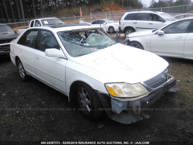 4T1BF28B62U240069 - 2002 TOYOTA AVALON XL/XLS WHITE photo 1