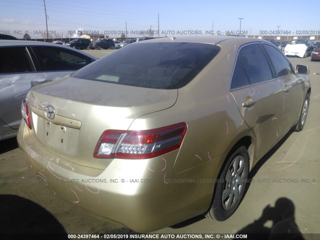 4T1BF3EK6BU623858 - 2011 TOYOTA CAMRY SE/LE/XLE 金色 照片 4