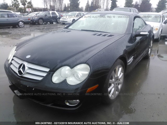 WDBSK71F57F125967 - 2007 MERCEDES-BENZ SL 550 BLACK photo 2