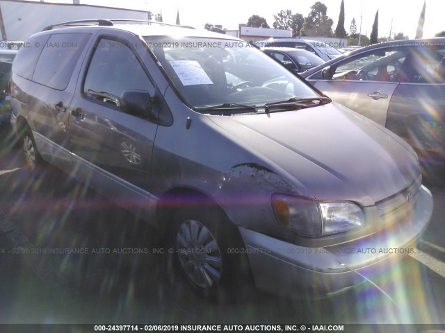 4T3ZF13C2WU075904 - 1998 TOYOTA SIENNA LE/XLE BROWN photo 1