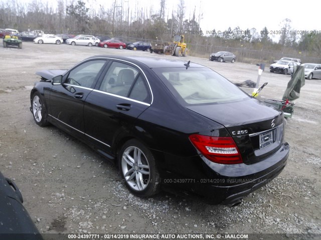 WDDGF4HB1DR261638 - 2013 MERCEDES-BENZ C 250 BLACK photo 3