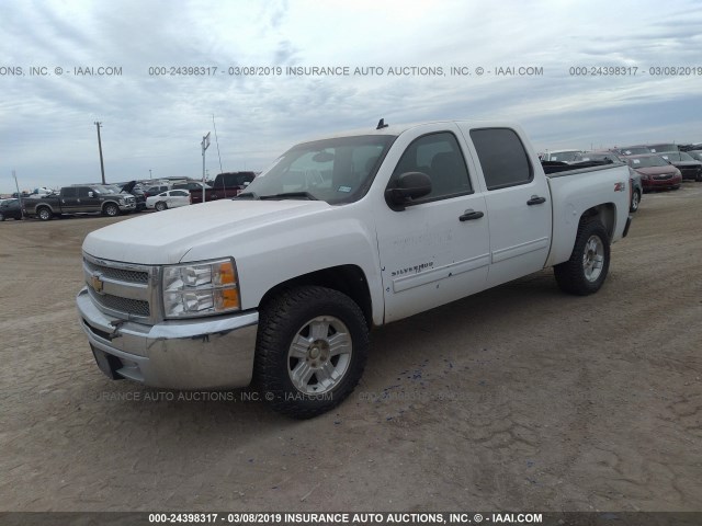 3GCPKSE70DG379772 - 2013 CHEVROLET SILVERADO K1500 LT WHITE photo 2