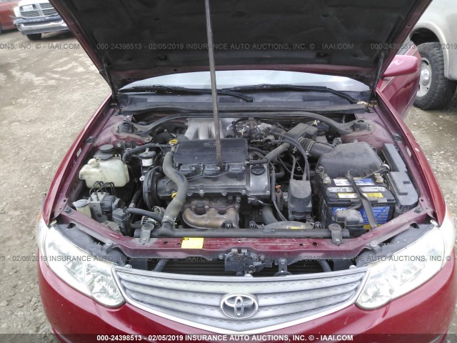 2T1FF22P02C570720 - 2002 TOYOTA CAMRY SOLARA SE/SLE წითელი ფოტო 10