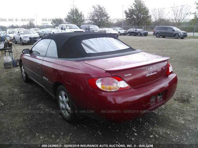 2T1FF22P02C570720 - 2002 TOYOTA CAMRY SOLARA SE/SLE წითელი ფოტო 3