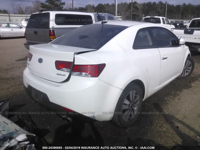 KNAFU6A20D5663317 - 2013 KIA FORTE EX WHITE photo 4