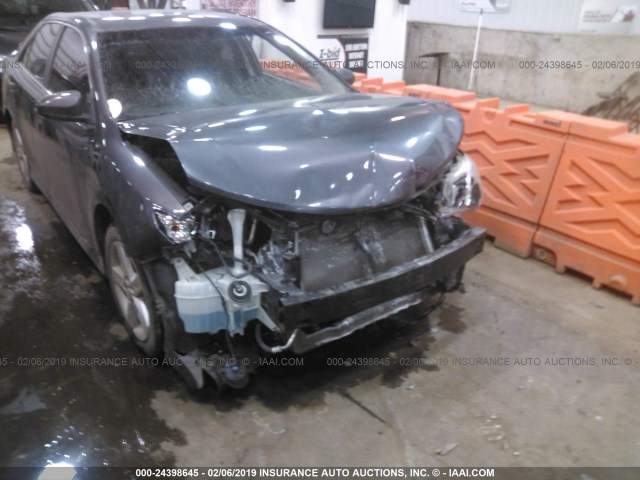 4T1BF1FK9DU292814 - 2013 TOYOTA CAMRY L/SE/LE/XLE GRAY photo 6