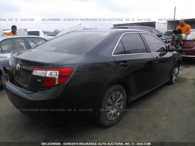4T1BF1FK2EU354054 - 2014 TOYOTA CAMRY L/SE/LE/XLE 黑色 照片 4