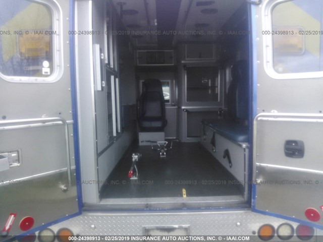 1GD9G5BL2A1183805 - 2010 GMC SAVANA CUTAWAY G4500 Unknown photo 7