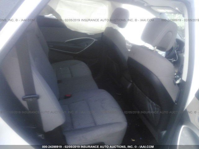 KM8SM4HF5HU206122 - 2017 HYUNDAI SANTA FE SE WHITE photo 8