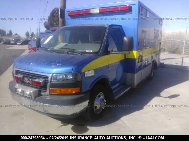 1GD675CL1B1101176 - 2011 GMC SAVANA CUTAWAY G4500 Unknown photo 2