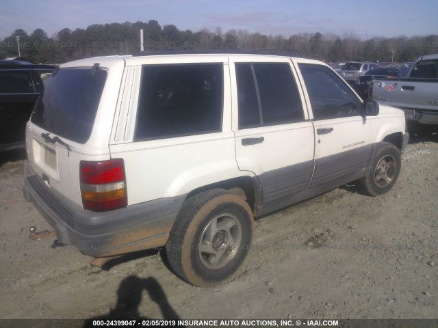 1J4FX58S2WC107772 - 1998 JEEP GRAND CHEROKEE LAREDO/TSI WHITE photo 4