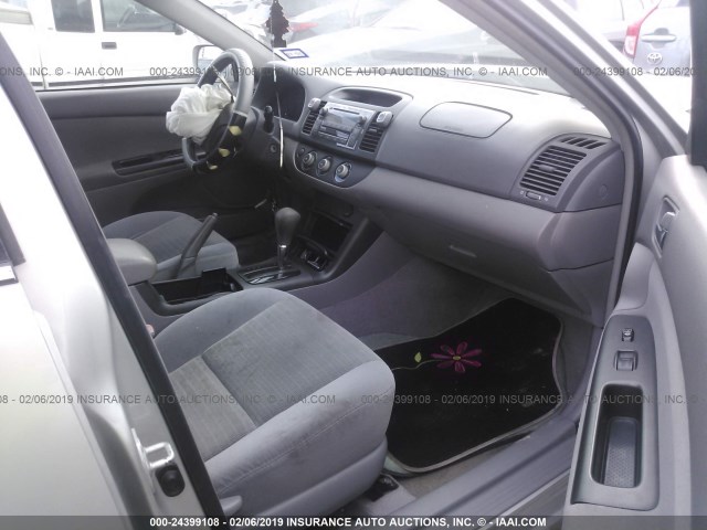 4T1BE32K66U130114 - 2006 TOYOTA CAMRY LE/XLE/SE SILVER photo 5