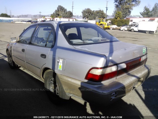 1NXBB02E0VZ632536 - 1997 TOYOTA COROLLA DX GOLD photo 3