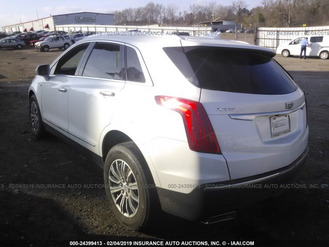 1GYKNBRS1HZ134835 - 2017 CADILLAC XT5 LUXURY WHITE photo 3