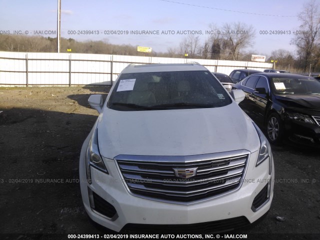 1GYKNBRS1HZ134835 - 2017 CADILLAC XT5 LUXURY WHITE photo 6