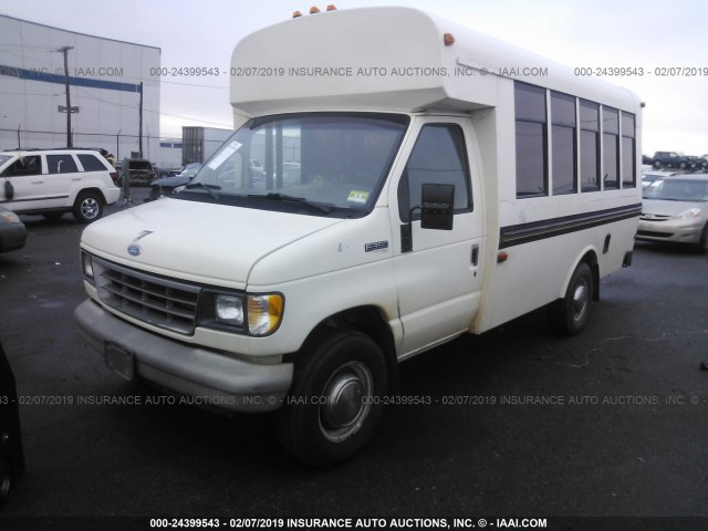 1FDJE37F4SHA99004 - 1995 FORD ECONOLINE E350 CUTAWAY VAN WHITE photo 2