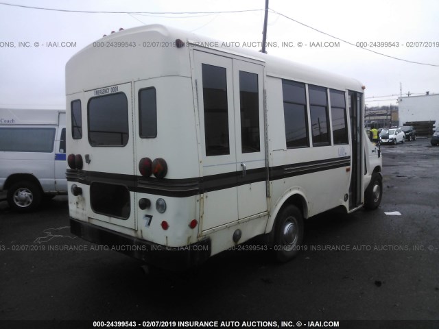 1FDJE37F4SHA99004 - 1995 FORD ECONOLINE E350 CUTAWAY VAN WHITE photo 4