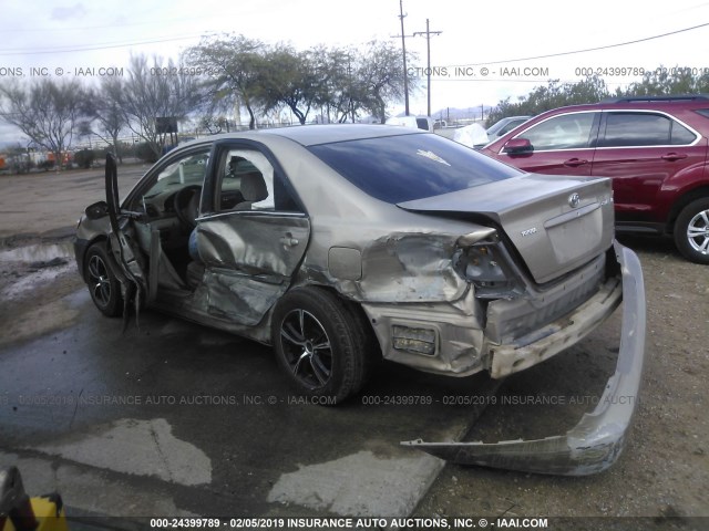 4T1BE30K84U810533 - 2004 TOYOTA CAMRY LE/XLE/SE GOLD photo 3