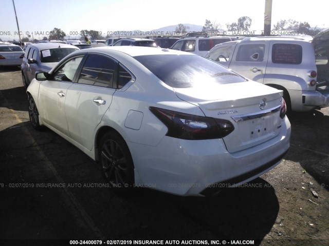 1N4AL3AP8JC276196 - 2018 NISSAN ALTIMA 2.5/S/SV/SL/SR WHITE photo 3