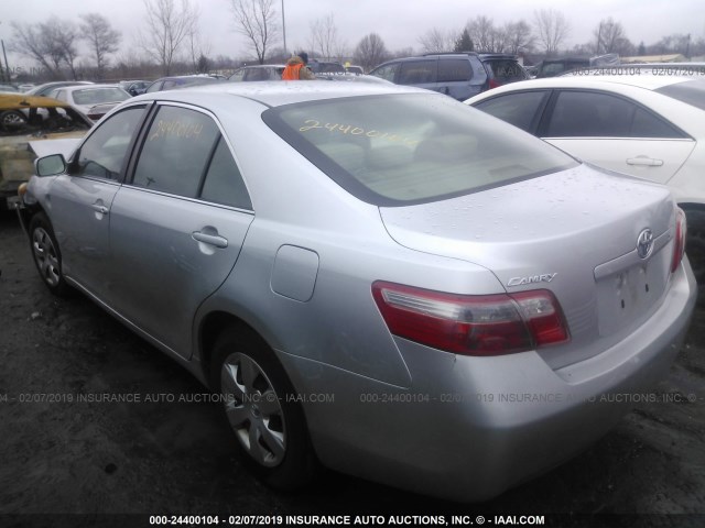 4T4BE46K18R020743 - 2008 TOYOTA CAMRY CE/LE/XLE/SE 银色 照片 3
