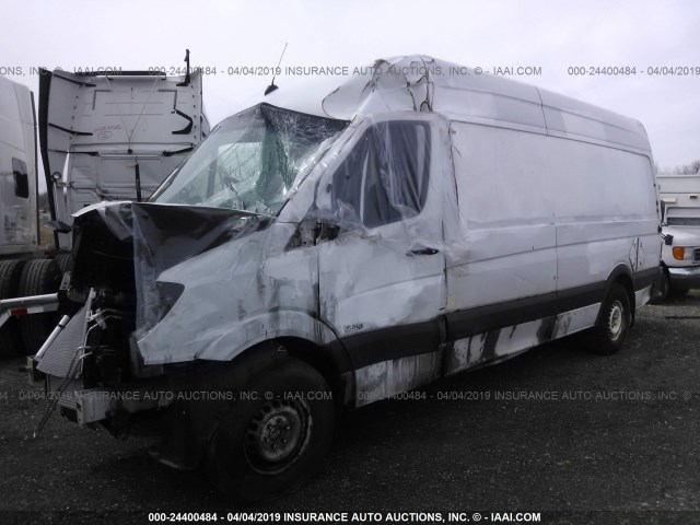 WD3PE8CB9C5612615 - 2012 MERCEDES-BENZ SPRINTER 2500 WHITE photo 2