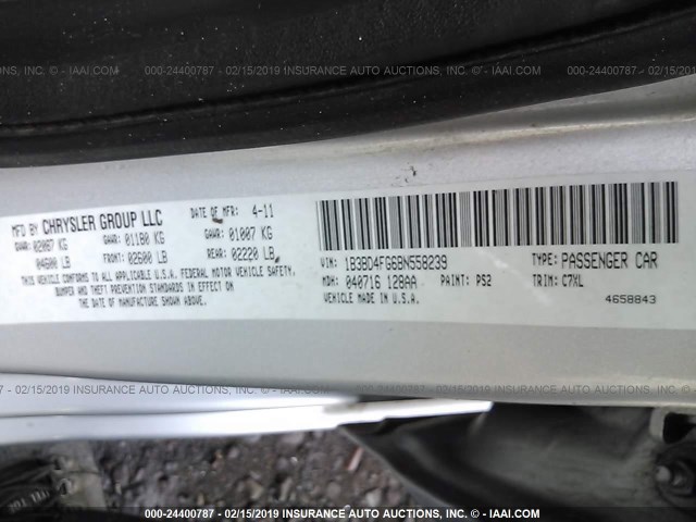 1B3BD4FG6BN558239 - 2011 DODGE AVENGER EXPRESS 银色 照片 9