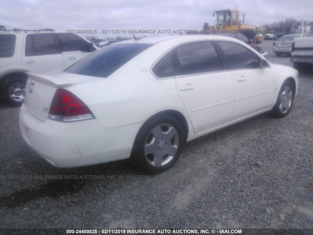 2G1WD58C781210243 - 2008 CHEVROLET IMPALA SUPER SPORT WHITE photo 4