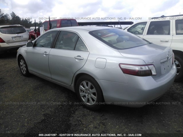 4T1BB46K17U015639 - 2007 TOYOTA CAMRY NEW GENERAT HYBRID SILVER photo 3