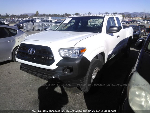 5TFRX5GN2HX077909 - 2017 TOYOTA TACOMA ACCESS CAB/SR/SR5 WHITE photo 2