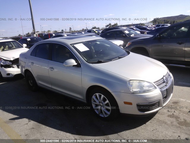 3VWRX7AJ7AM067189 - 2010 VOLKSWAGEN JETTA SE/SEL SILVER photo 1