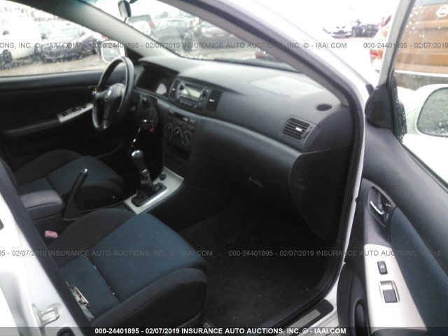 2T1BY32E55C346912 - 2005 TOYOTA COROLLA XRS WHITE photo 5