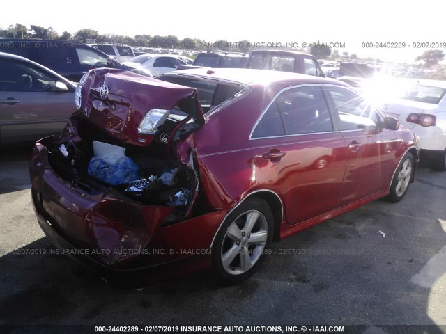 4T1BF3EK1AU042783 - 2010 TOYOTA CAMRY SE/LE/XLE RED photo 4