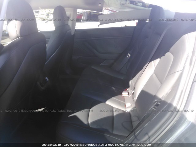 5YJ3E1EA6JF123875 - 2018 TESLA MODEL 3 GRAY photo 8