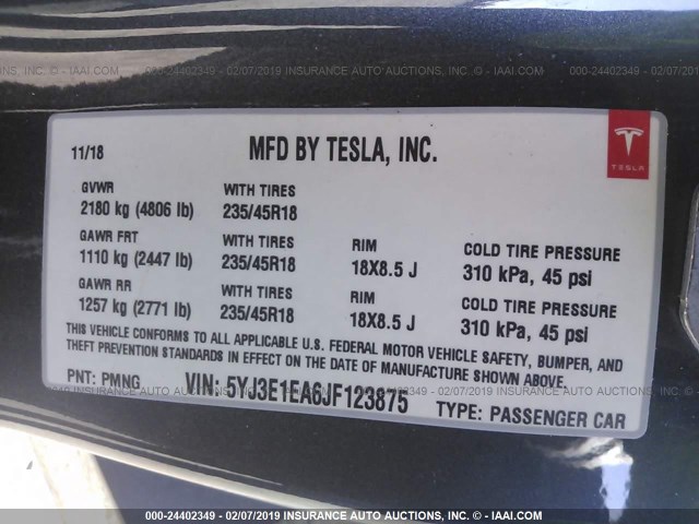 5YJ3E1EA6JF123875 - 2018 TESLA MODEL 3 GRAY photo 9