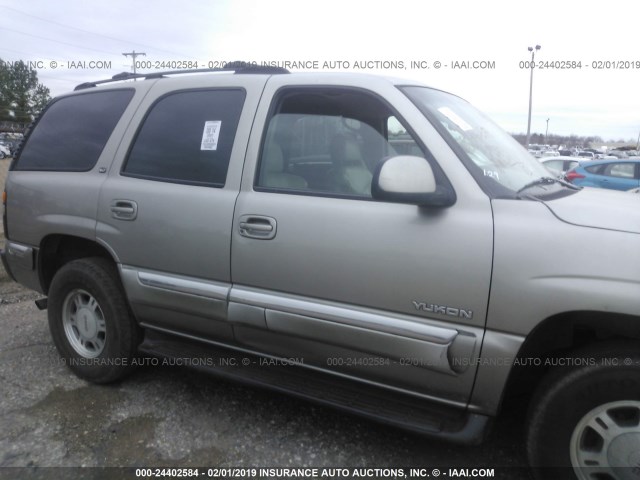 1GKEC13TX1R168268 - 2001 GMC YUKON GRAY photo 6