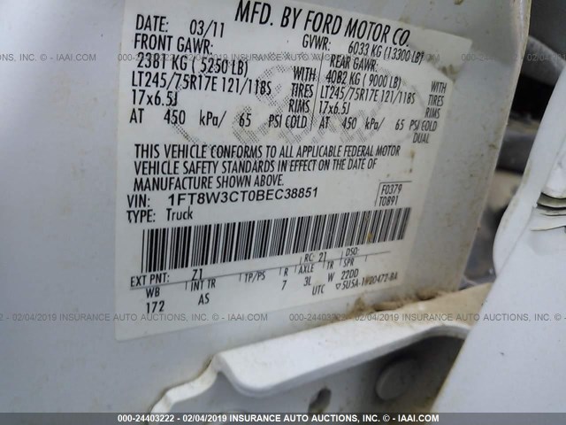 1FT8W3CT0BEC38851 - 2011 FORD F350 WHITE photo 9