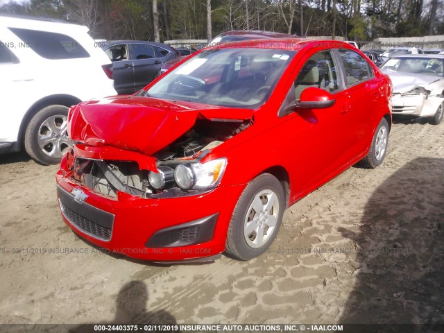 1G1JA5SHXE4142463 - 2014 CHEVROLET SONIC LS წითელი ფოტო 2