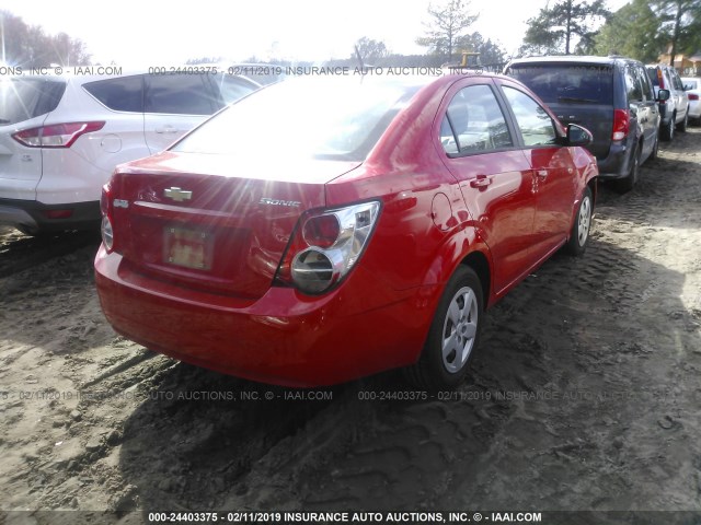 1G1JA5SHXE4142463 - 2014 CHEVROLET SONIC LS წითელი ფოტო 4