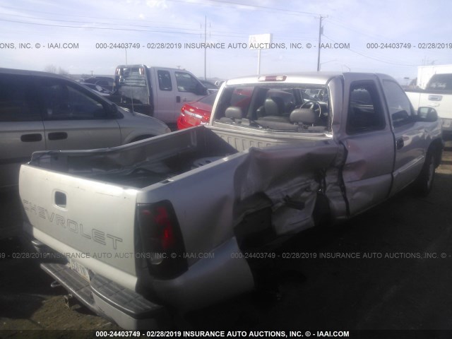 1GCEC19X36Z157674 - 2006 CHEVROLET SILVERADO C1500 SILVER photo 4